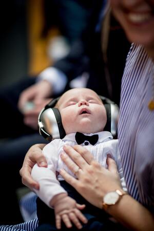 Beneficios del uso del ruido blanco para bebés