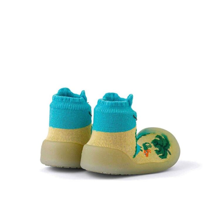Zapatos de primeros pasos BigToes Chameleon para bebé con estampado de dinosaurio atras