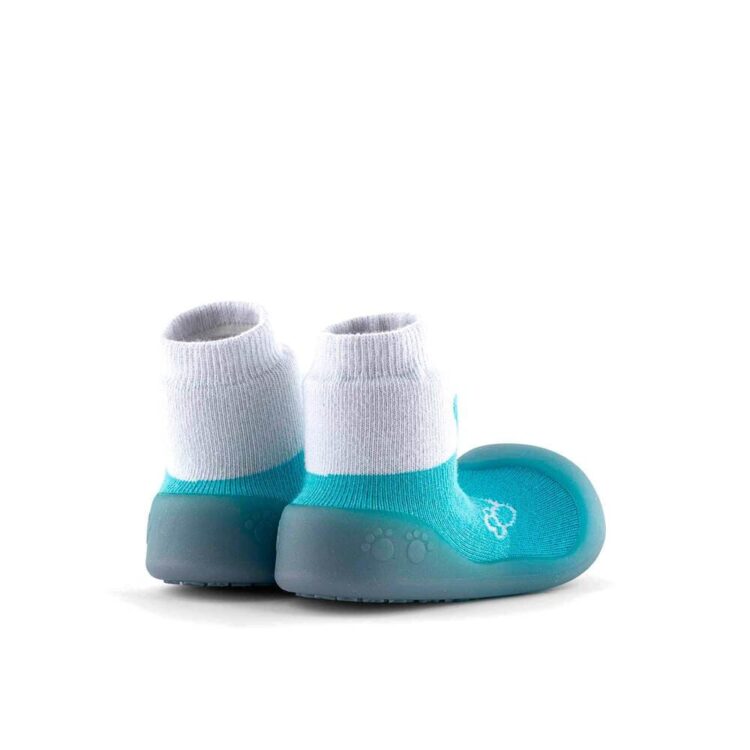 Zapatos de primeros pasos BigToes Chameleon para bebé con estampado de conejito azul atras